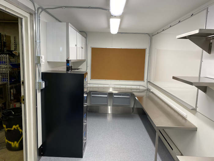 Hotfoil-EHS 20 ft container